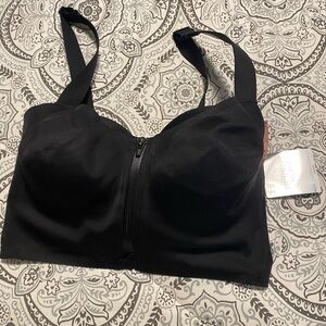 34DDD Victoria’s Secret Knockout front close sports bra